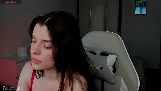 H4naFit online show from April 18, 2026, 1:24 pm