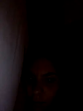 Snapshot of Flavyaaa chatting on April 9, 2026, 11:44 pm Flavyaaa online show from April 9, 2026, 11:44 pm