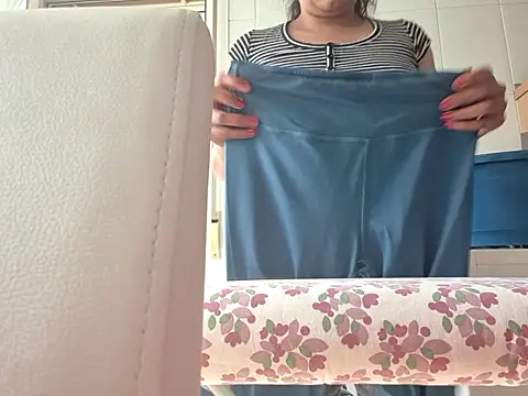 Snapshot of MojaditPussy chatting on April 10, 2026, 10:00 am MojaditPussy online show from April 10, 2026, 10:00 am