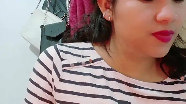 Snapshot of MojaditPussy chatting on April 9, 2026, 8:37 pm MojaditPussy online show from April 9, 2026, 8:37 pm