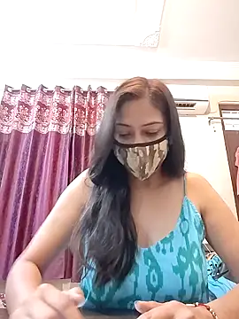 Aliyaa bhat online show from April 17, 2026, 4:04 am