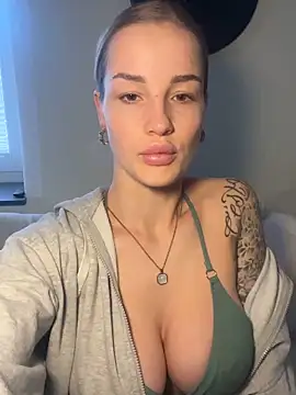 cocoj  online show from April 11, 2026, 5:59 am