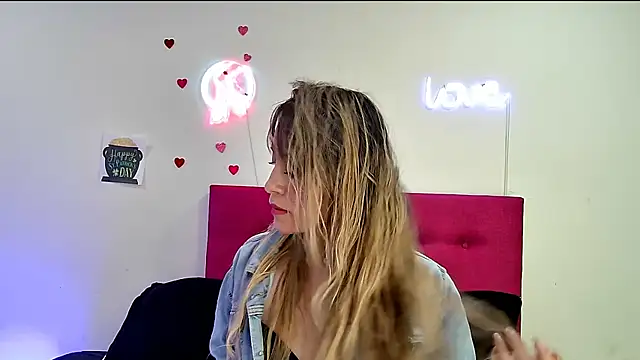 Lorena sweet33 online show from April 16, 2026, 1:45 pm