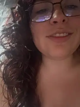 DirtyMerida online show from May 11, 2026, 3:08 am