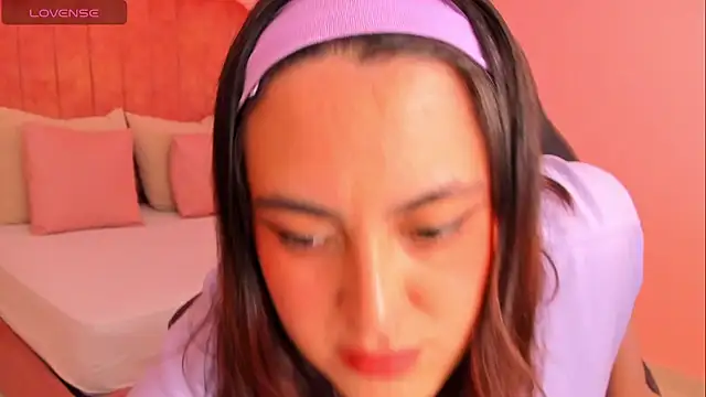Snapshot of lilaa_sky chatting on May 12, 2026, 12:00 pm lilaa sky online show from May 12, 2026, 12:00 pm