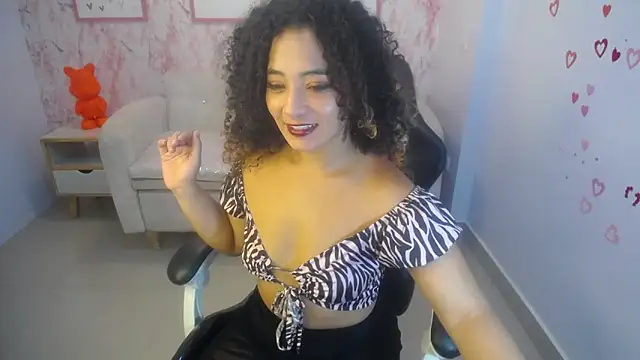 Brittany ch online show from April 21, 2026, 8:04 pm