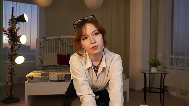 Snapshot of AvisKaplin chatting on April 12, 2026, 3:15 pm AvisKaplin online show from April 12, 2026, 3:15 pm