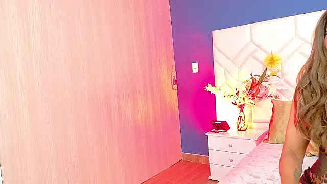 Snapshot of Kiara_Parker_ chatting on June 30, 2026, 7:47 pm Kiara Parker online show from June 30, 2026, 7:47 pm
