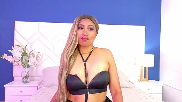 Kiara Parker  online show from May 16, 2026, 8:52 pm