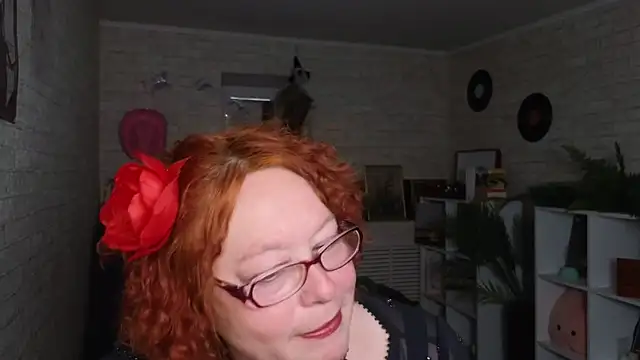 Fara Flutte online show from May 28, 2026, 5:37 am