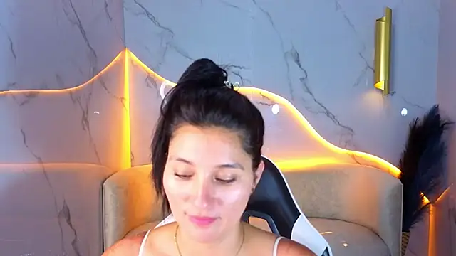 Snapshot of Alisson_tx_ chatting on April 12, 2026, 7:55 am Alisson tx online show from April 12, 2026, 7:55 am