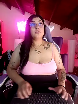 Snapshot of CherryRosexxx chatting on April 9, 2026, 6:47 pm CherryRosexxx online show from April 9, 2026, 6:47 pm