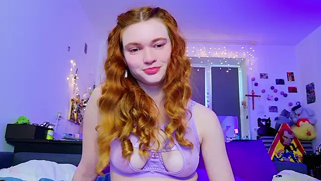 Annaroxann online show from May 17, 2026, 4:56 am