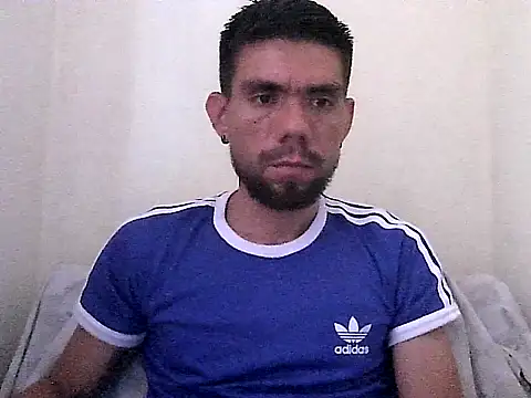 Snapshot of thomas2wood chatting on June 30, 2026, 9:48 pm thomas2wood online show from June 30, 2026, 9:48 pm