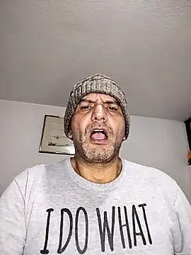 Snapshot of Senkoreman_hard chatting on April 14, 2026, 2:38 am Senkoreman hard online show from April 14, 2026, 2:38 am