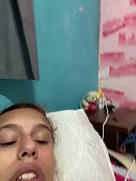 Snapshot of nandinharuivinha22 chatting on April 15, 2026, 11:38 am nandinharuivinha22 online show from April 15, 2026, 11:38 am