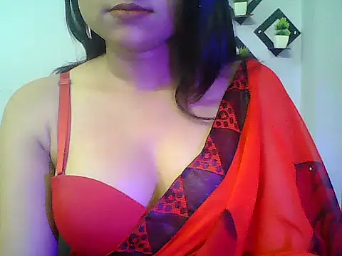 Snapshot of Saxy_Mony002 chatting on June 28, 2026, 2:12 pm Saxy Mony002 online show from June 28, 2026, 2:12 pm