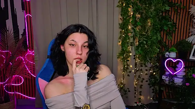 SharonBrowns online show from April 15, 2026, 7:58 pm