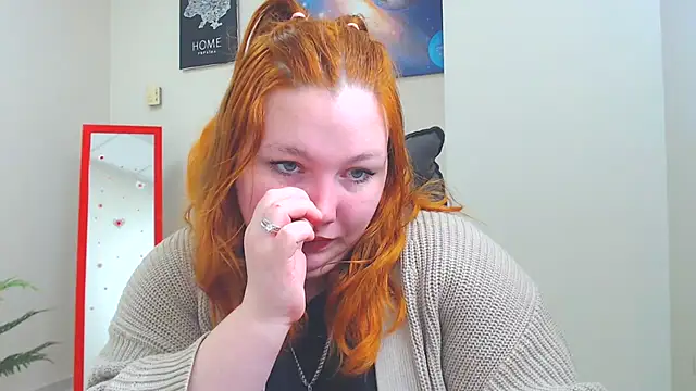 Snapshot of Aillia-Rous chatting on April 16, 2026, 6:25 am Aillia-Rous online show from April 16, 2026, 6:25 am