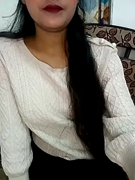 Ceruu online show from April 13, 2026, 6:23 pm