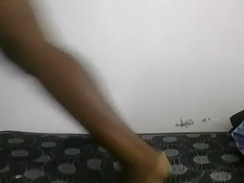 Snapshot of Sinovuyo9 chatting on April 15, 2026, 7:58 pm Sinovuyo9 online show from April 15, 2026, 7:58 pm