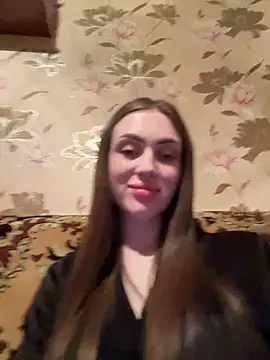 AlinaLove3213 online show from April 18, 2026, 7:58 pm