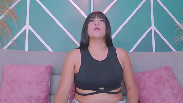 Grace Walkerr online show from April 10, 2026, 12:01 pm