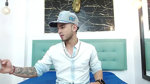 Snapshot of PowerLustX chatting on April 14, 2026, 3:33 am PowerLustX online show from April 14, 2026, 3:33 am