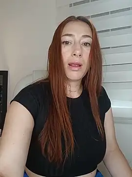 mollysweetx online show from April 11, 2026, 7:50 pm