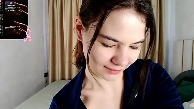 Snapshot of _sweetybunny_ chatting on May 1, 2026, 5:01 am sweetybunny online show from May 1, 2026, 5:01 am