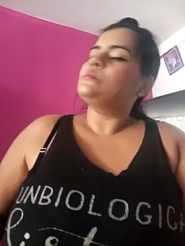 Sofia Moon01 online show from April 10, 2026, 7:43 pm