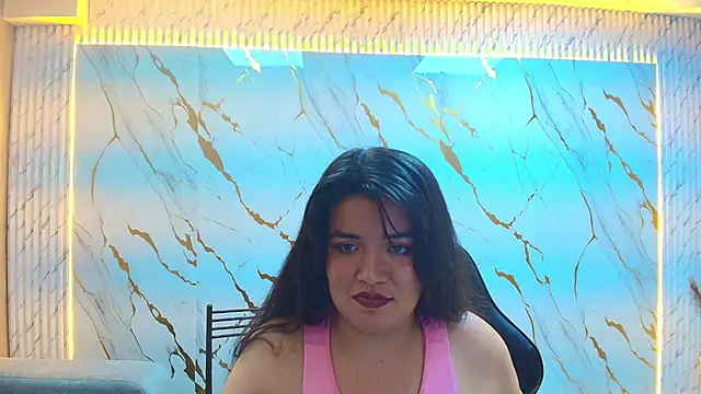 Sasha tf online show from April 16, 2026, 9:39 pm