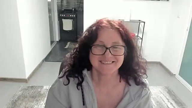 CatherineRowe online show from January 18, 2025, 8:19 pm