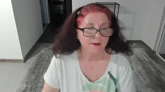 CatherineRowe online show from January 28, 2025, 3:25 pm
