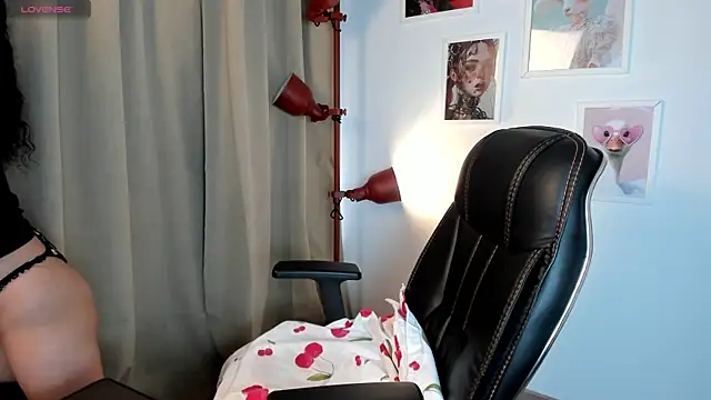 Snapshot of dolcee__ chatting on April 29, 2026, 1:15 pm dolcee online show from April 29, 2026, 1:15 pm