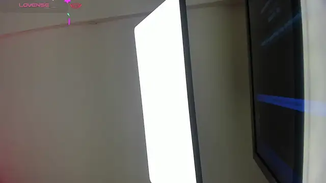 Hayami Li online show from April 16, 2026, 11:55 am