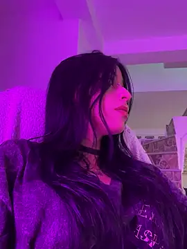 Kattze  online show from April 13, 2026, 9:08 pm