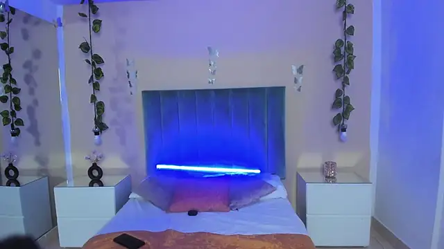 angel of sinn online show from April 14, 2026, 3:33 am