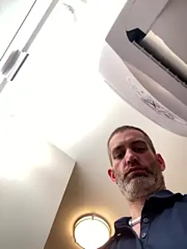 Snapshot of prof82baby chatting on April 8, 2026, 11:17 pm prof82baby online show from April 8, 2026, 11:17 pm