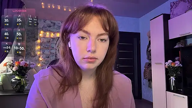 Snapshot of FairyFl0ra chatting on April 12, 2026, 12:47 am FairyFl0ra online show from April 12, 2026, 12:47 am