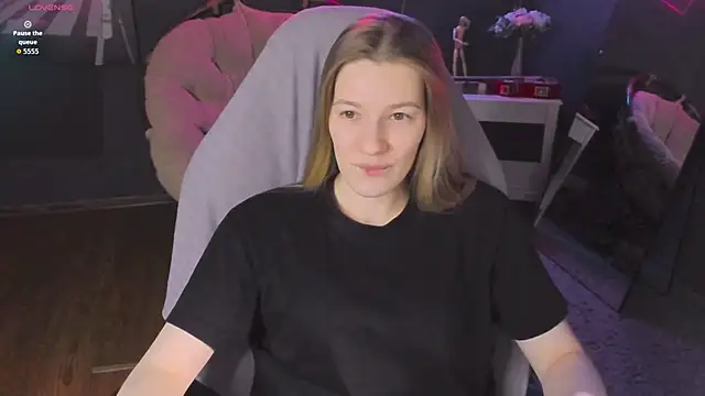 Vanessa   Lui online show from April 10, 2026, 4:03 pm