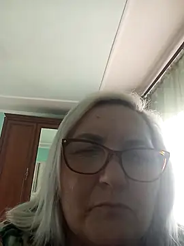 Snapshot of AureliaSky598 chatting on May 10, 2026, 11:58 am AureliaSky598 online show from May 10, 2026, 11:58 am