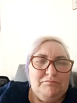 AureliaSky598 online show from April 19, 2026, 12:50 pm