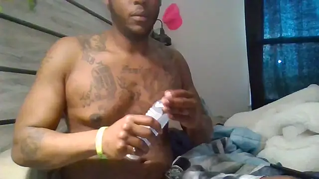 zdaddymm online show from April 18, 2026, 4:53 pm