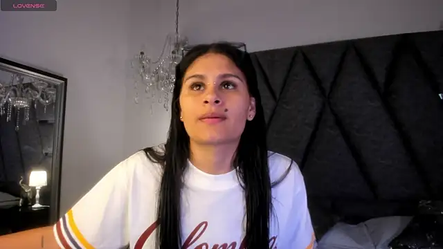 Snapshot of Cleopattra chatting on July 3, 2026, 8:04 pm Cleopattra online show from July 3, 2026, 8:04 pm