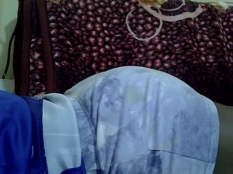 Cute Nandy online show from April 15, 2026, 7:40 pm