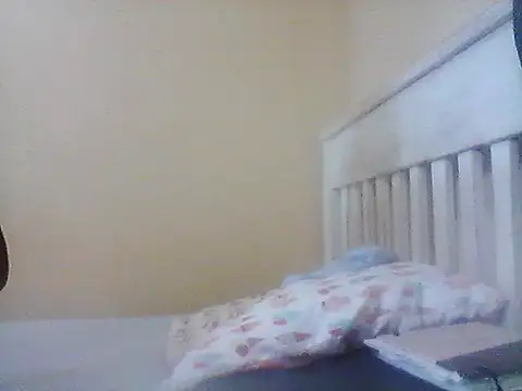 Cute Nandy online show from April 12, 2026, 7:44 am