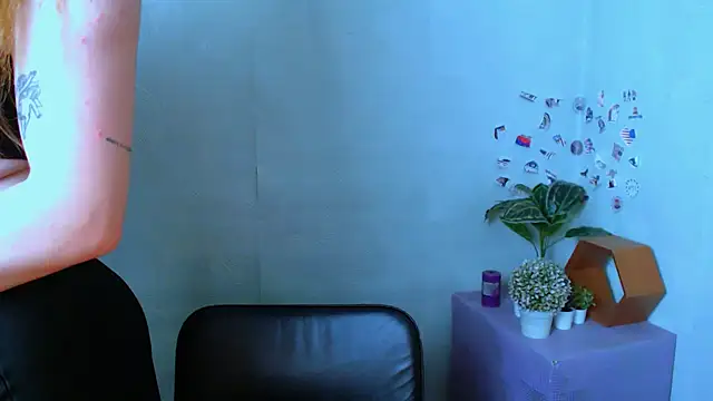 Snapshot of KassiaRayne_ chatting on June 6, 2026, 3:01 am KassiaRayne online show from June 6, 2026, 3:01 am