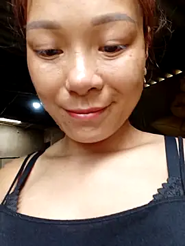 Snapshot of mia0033 chatting on April 9, 2026, 3:08 am mia0033 online show from April 9, 2026, 3:08 am