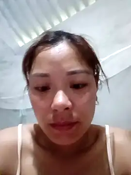 Snapshot of mia0033 chatting on April 11, 2026, 4:53 am mia0033 online show from April 11, 2026, 4:53 am